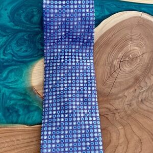 Blue Geometric Polyester Tie - Classic Men's Accessory